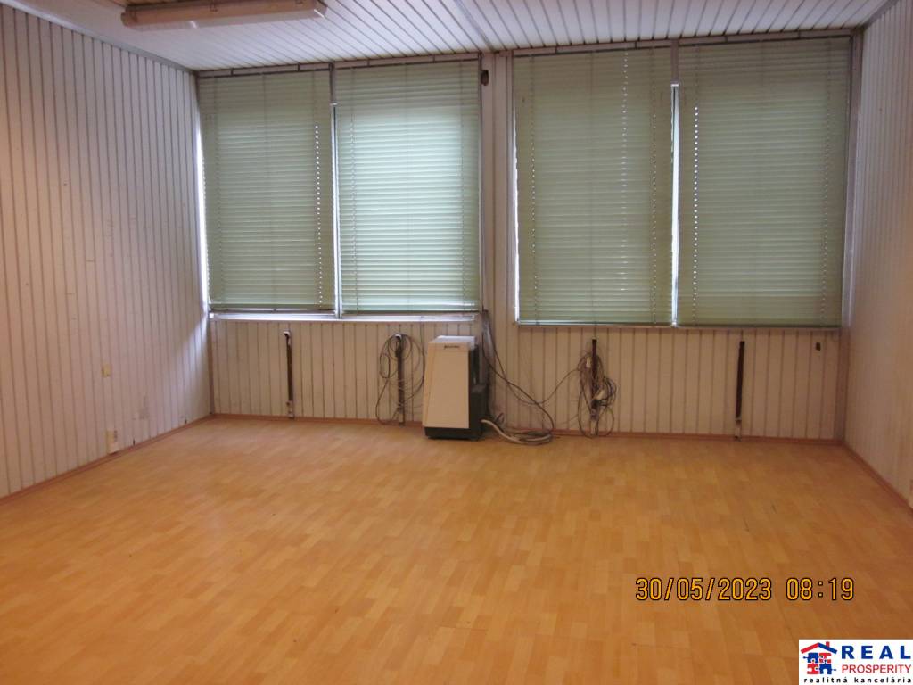 KOŠICE, NAD JAZEROM - Napájadlá: Malý SKLAD 48 m2 alebo kancelária