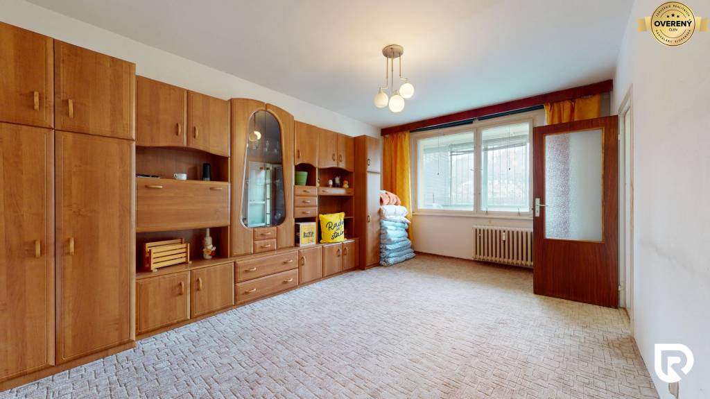 RADO I 2 IZBOVY BYT s loggiou I Adámiho ul. KARLOVA VES