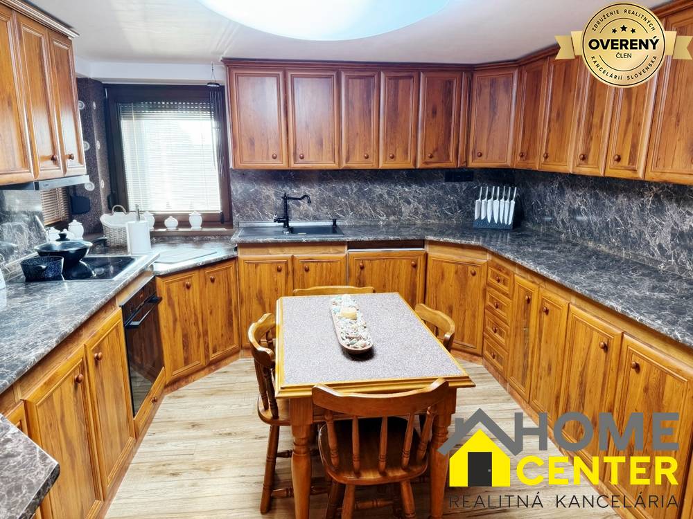 Na predaj 4 izbový dom na najlepšej adrese Nitra -Chrenová