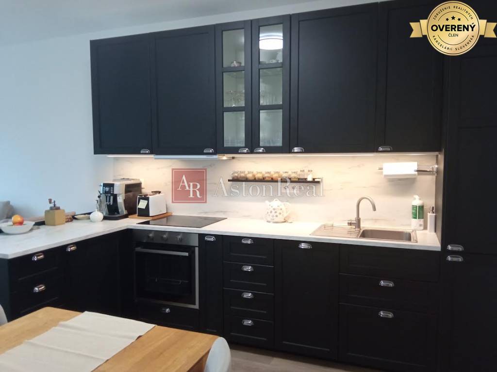 VÝMENA! Nový 2+kk s park. miestom a lodžiou za 3+1, Rača, Bratislava