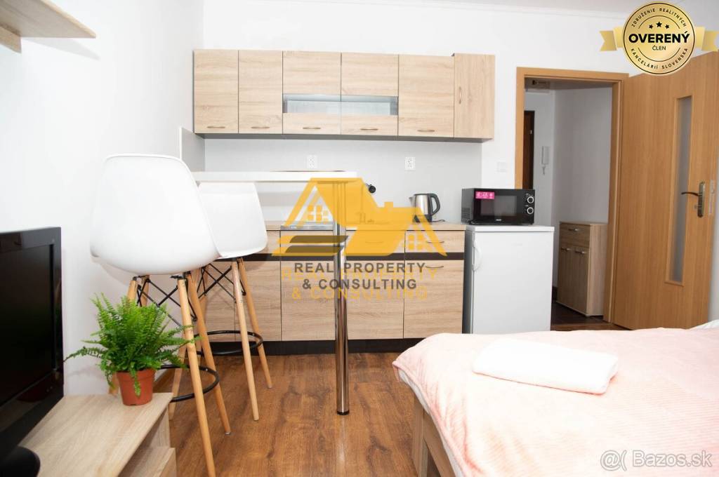 Predám zariadenú garsónku v Nových Zámkoch