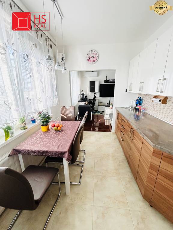 Na predaj 3 iz.b. s 2 balkónmi na Nábrežnej v NZ