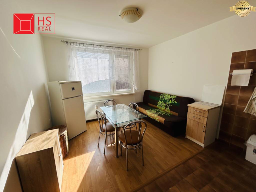 Prenájom 1 izb. bytu na Podzámskej v NZ