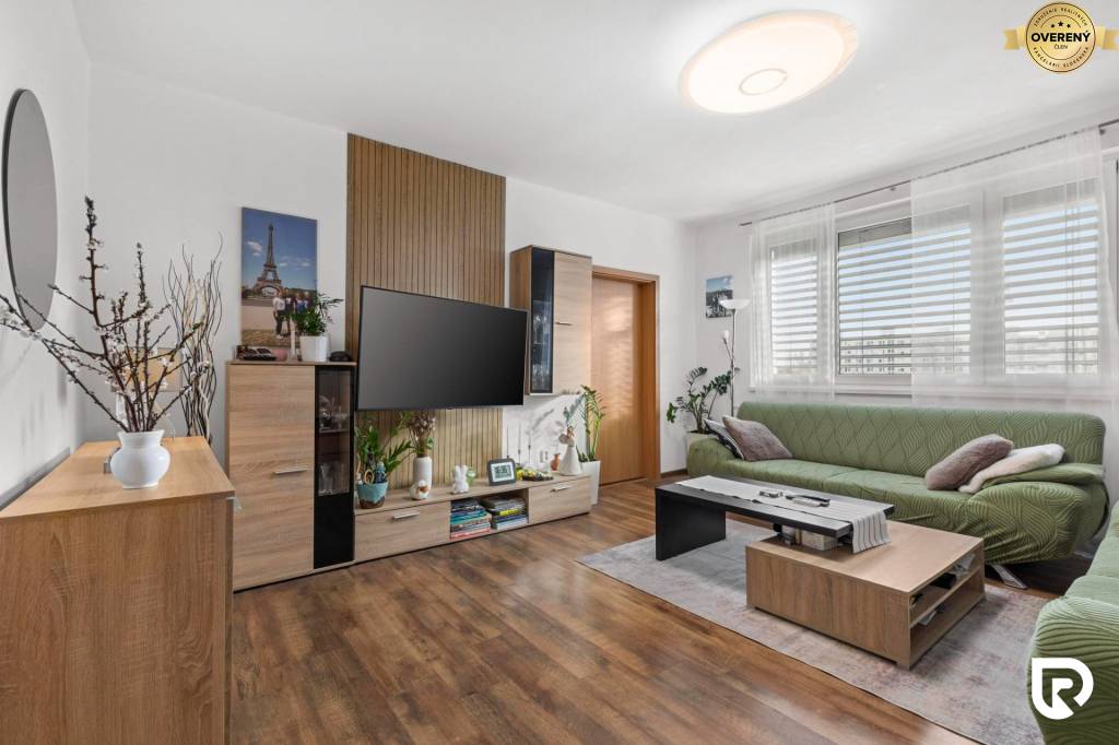 RADO | Veľkometrážny 4i byt v Petržalke | len 4 zastávky od centra