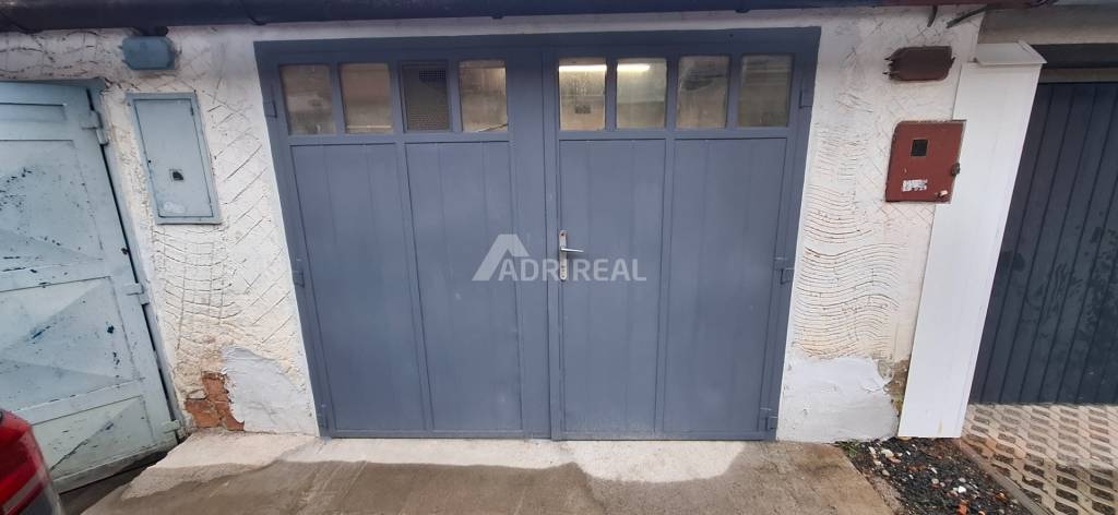 Na predaj: garáž - Zvolen, Zlatý potok; 23.900€