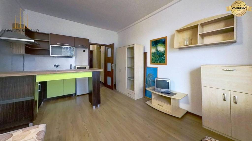 PRENÁJOM  GARSÓNKY, 22 m², Humenné