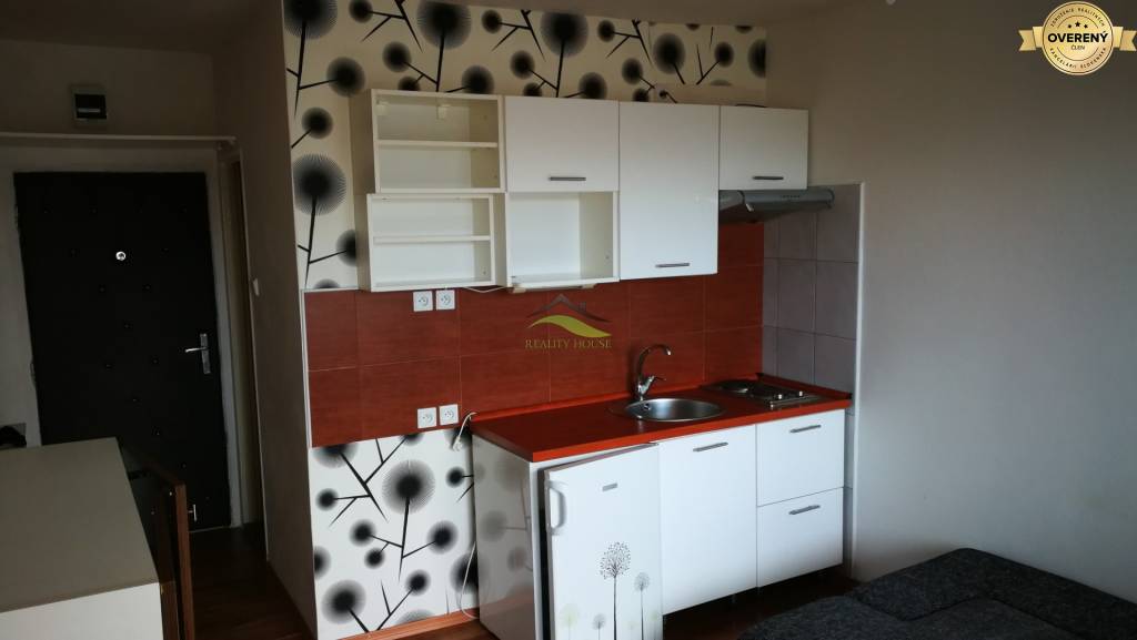 Prenájom Garzónka Mlynská