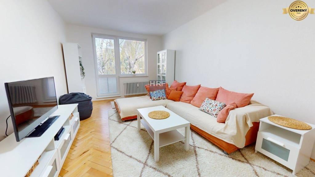 Na prenájom plne zariadený 2izbový byt s balkónom v Holíči