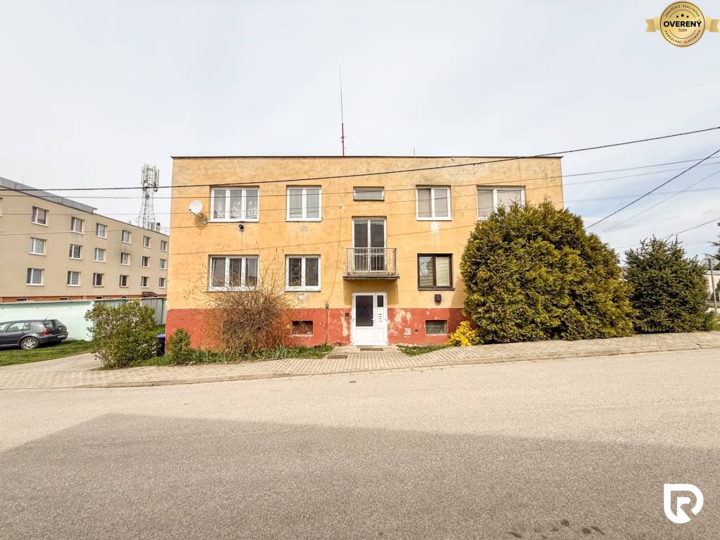 RADO | 3i byt 54m2 + 20m2 pivnica + pozemok, Hrabovská - Trenčín
