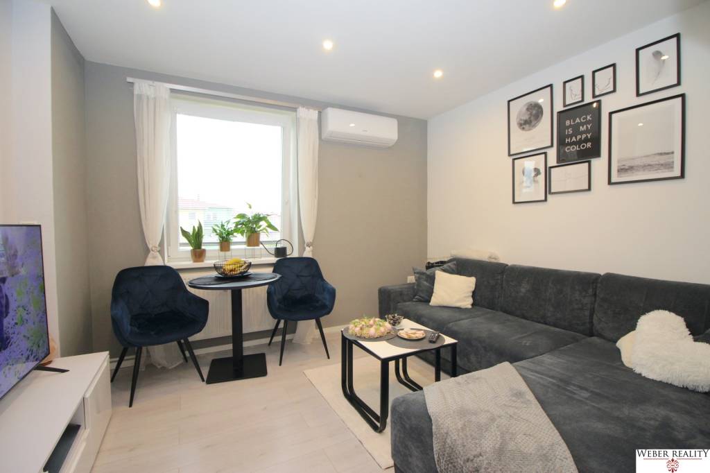 1-izb. byt v Pezinku, Hroznová ul. s balkónom, prerobený na 2 izbový