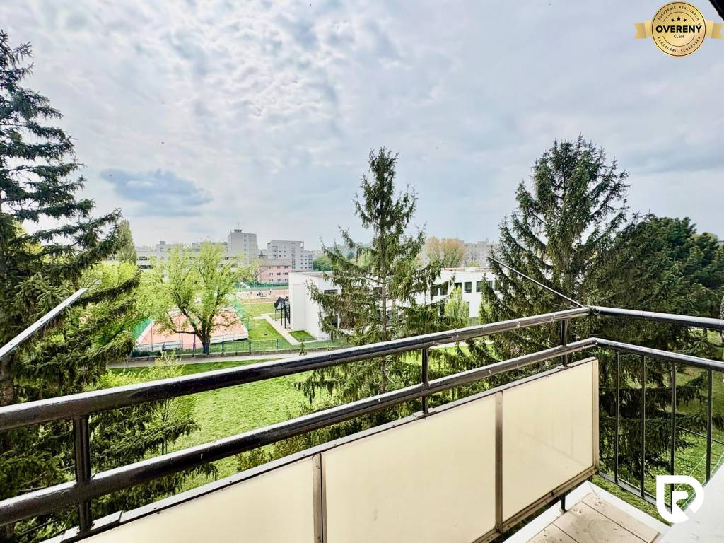 RADO I 3 Izb. byt s balkónom 64 m2 I OSTREDKY - RUŽINOV