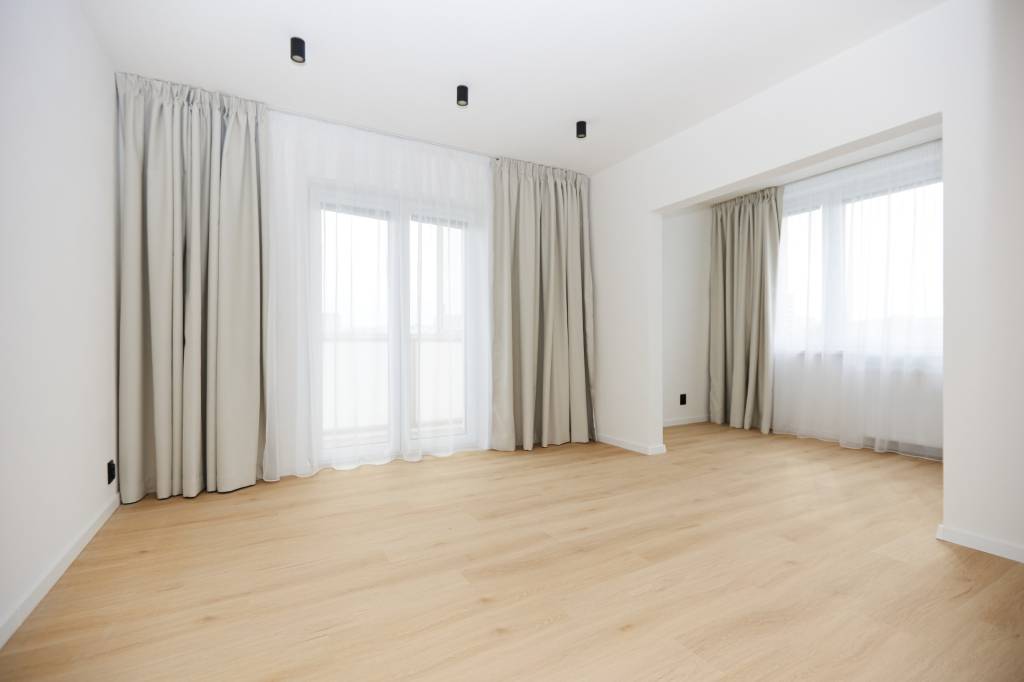 NA PREDAJ,3 IZBOVÝ NOVOZREKONŠTRUOVANÝ BYT V STAROM MESTE,KE-ŠTÍTOVÁ 