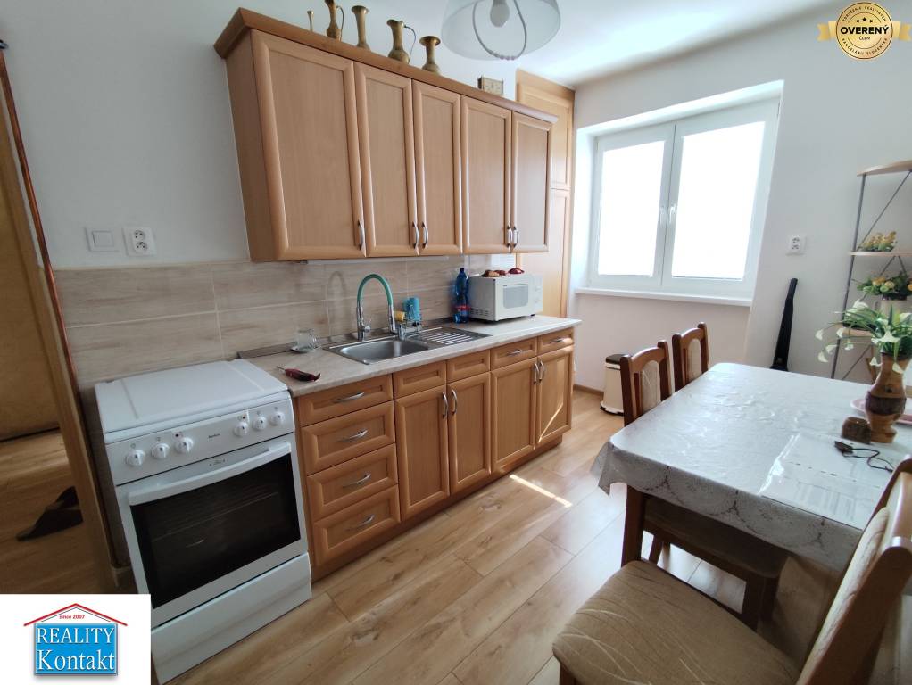 Na prenájom 3-izbový byt v Nových Zámkoch