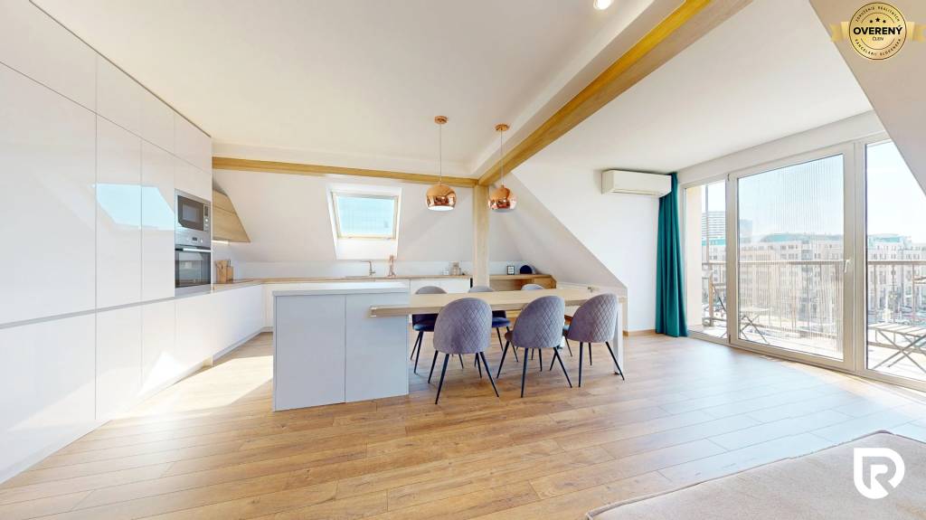 RentHub | moderný | podkrovný | 4-izbový | Vajnorská |