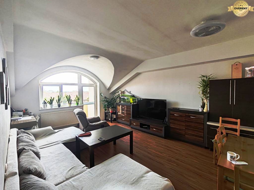 LUXUSNÝ 3izbový byt S BALKÓNOM - SRDCE VRANOVA