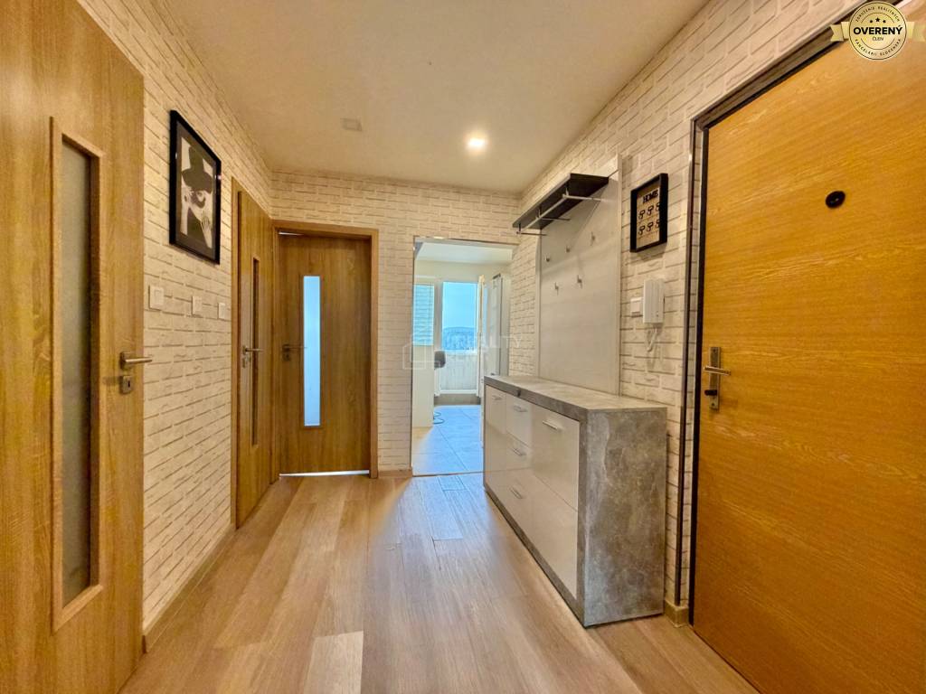 Útulný 2-izbový byt s loggiou na Hájiku, Žilina