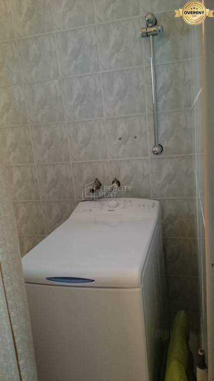 Prenájom: Obchodný priestor 123m2 v centre vhodný aj pre kaderníctvo