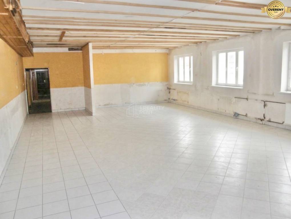 Na prenájom kancelársky priestor 80 m2 - centrum Žiliny 