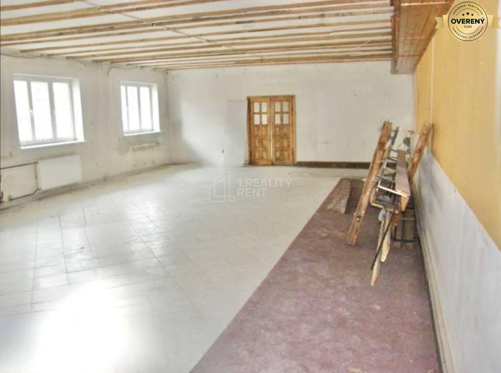 Na prenájom kancelársky priestor 80 m2 - centrum Žiliny 