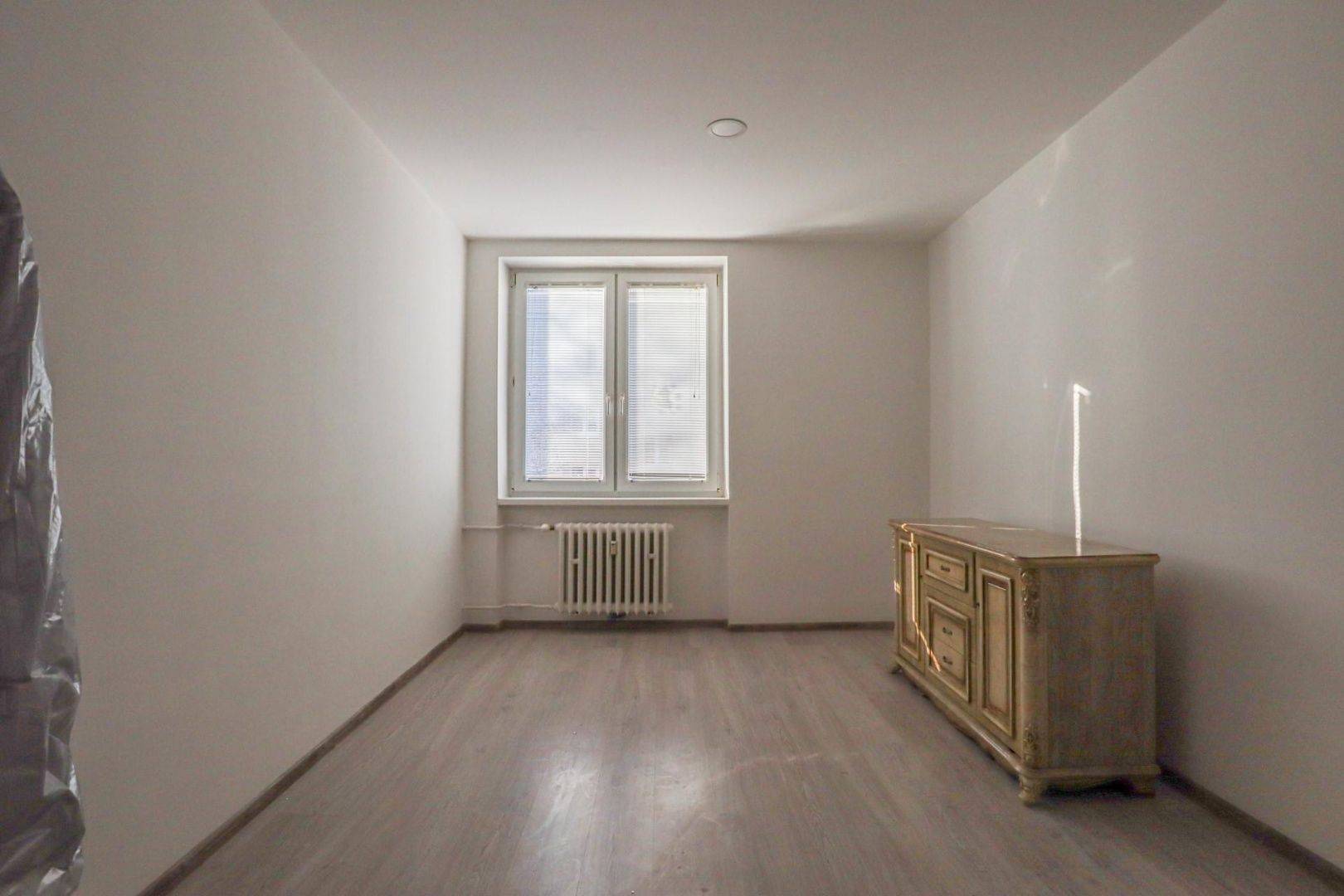 External property image