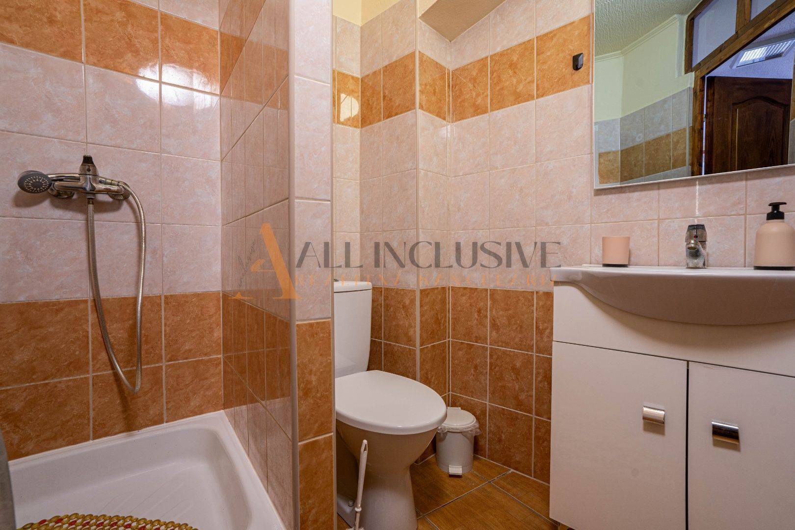 External property image