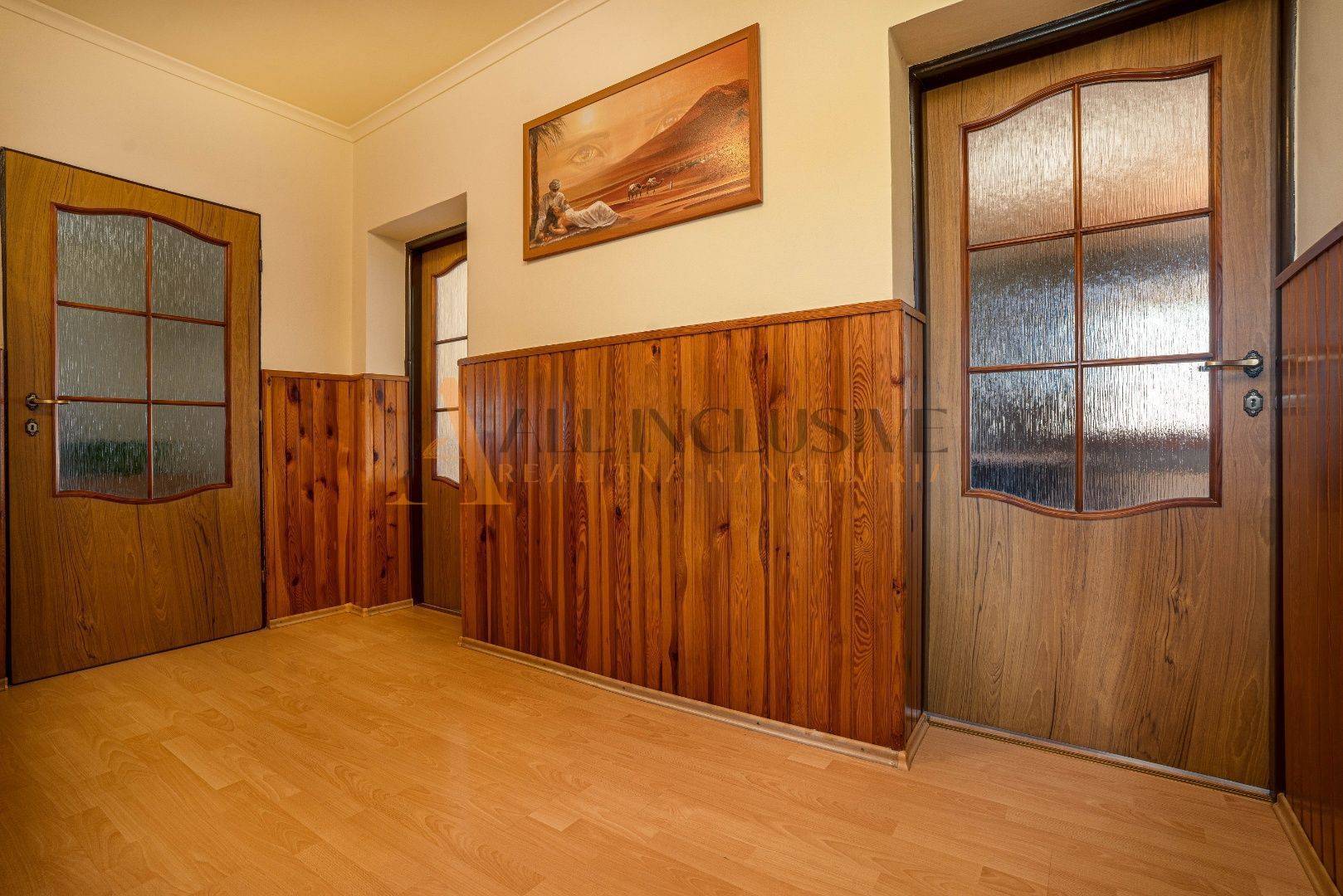 External property image