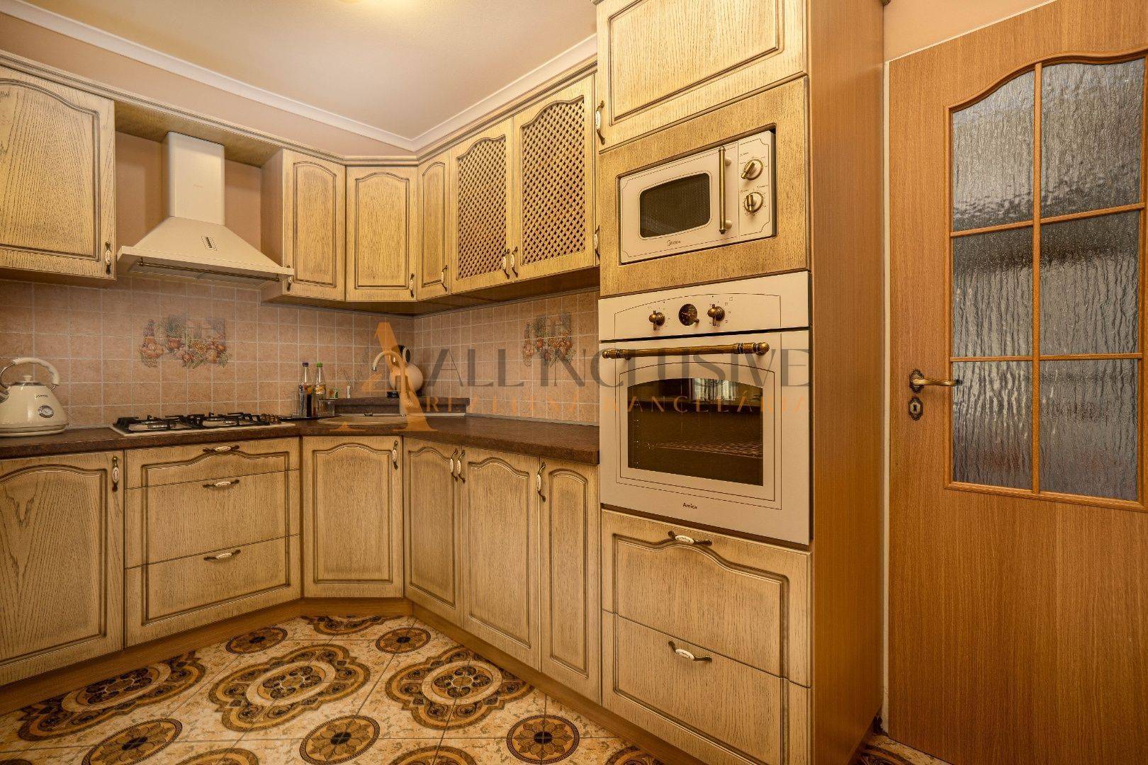 External property image