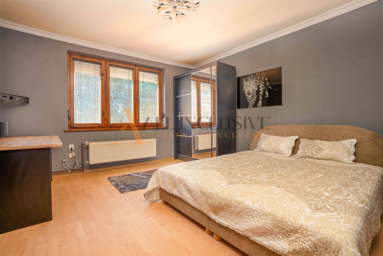 External property image