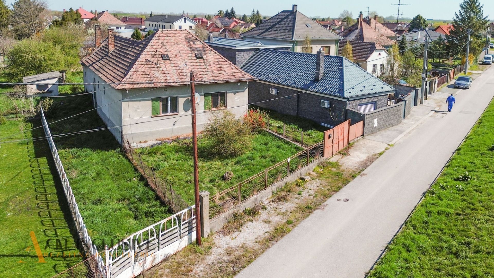 External property image