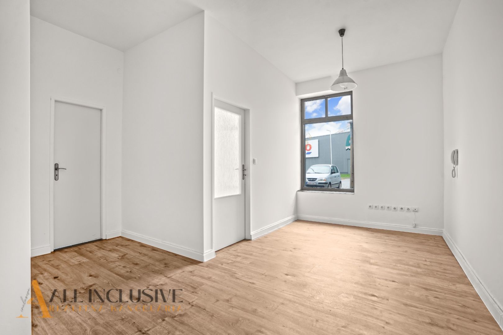 External property image