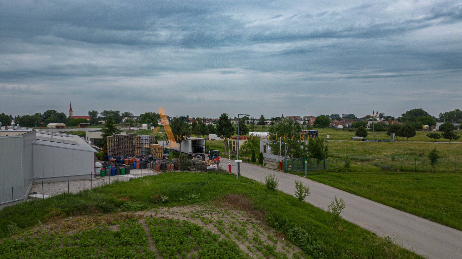 External property image