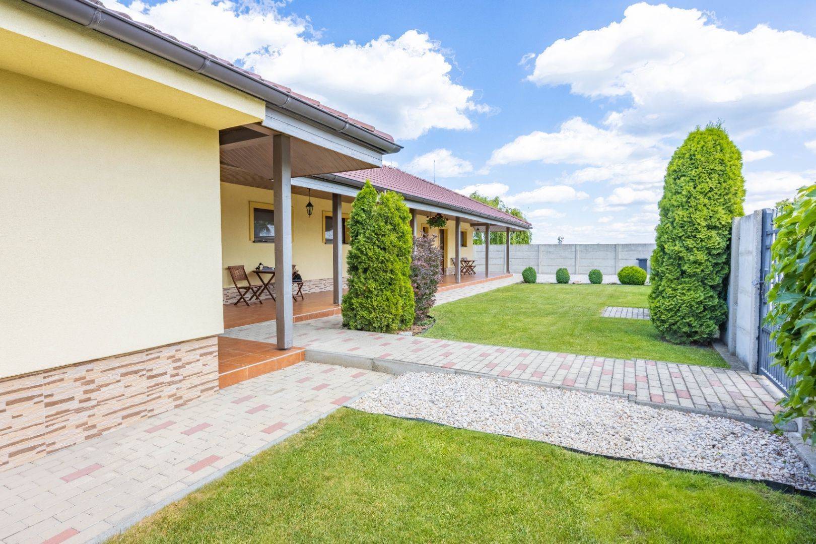 External property image