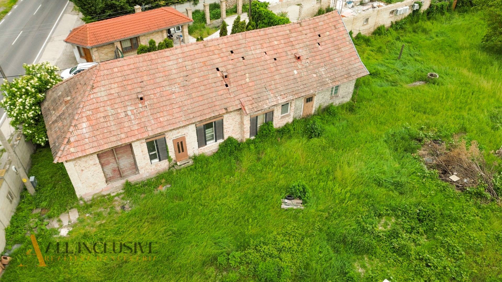 External property image