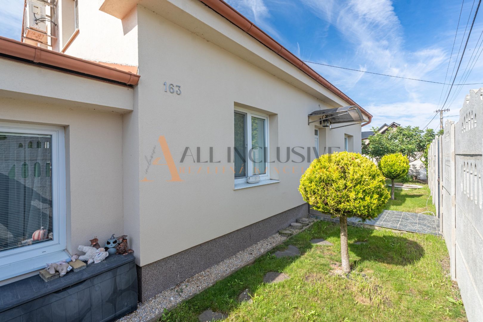 External property image