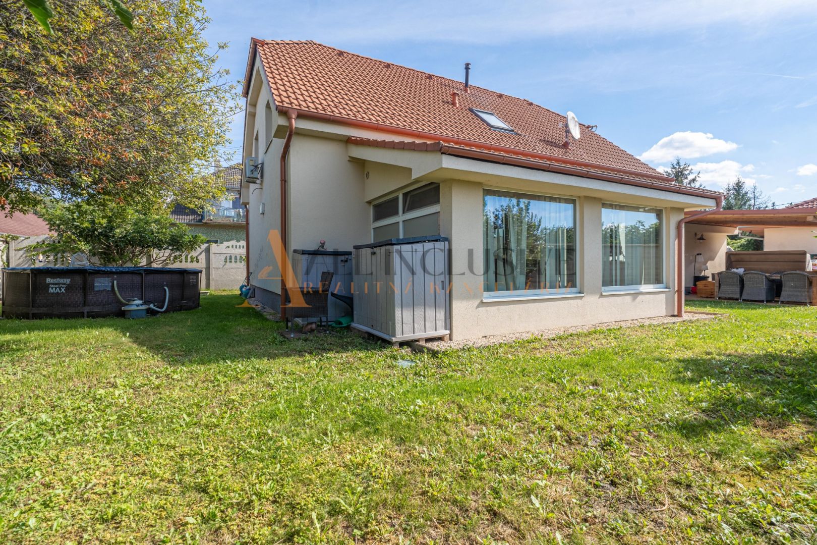 External property image