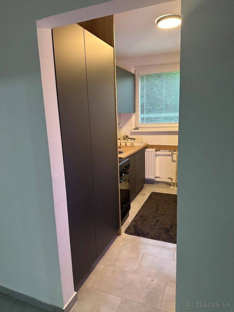 External property image