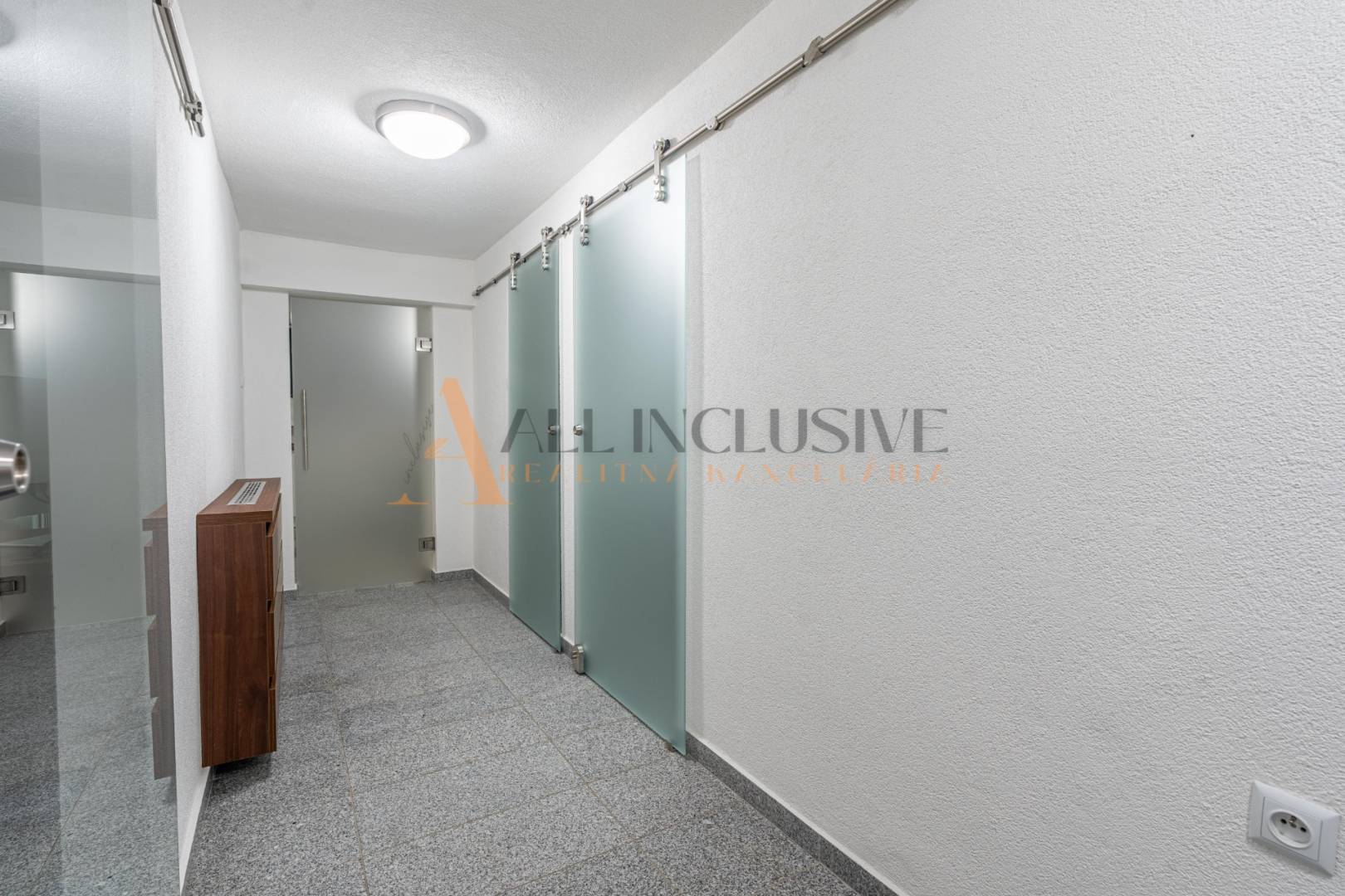 External property image