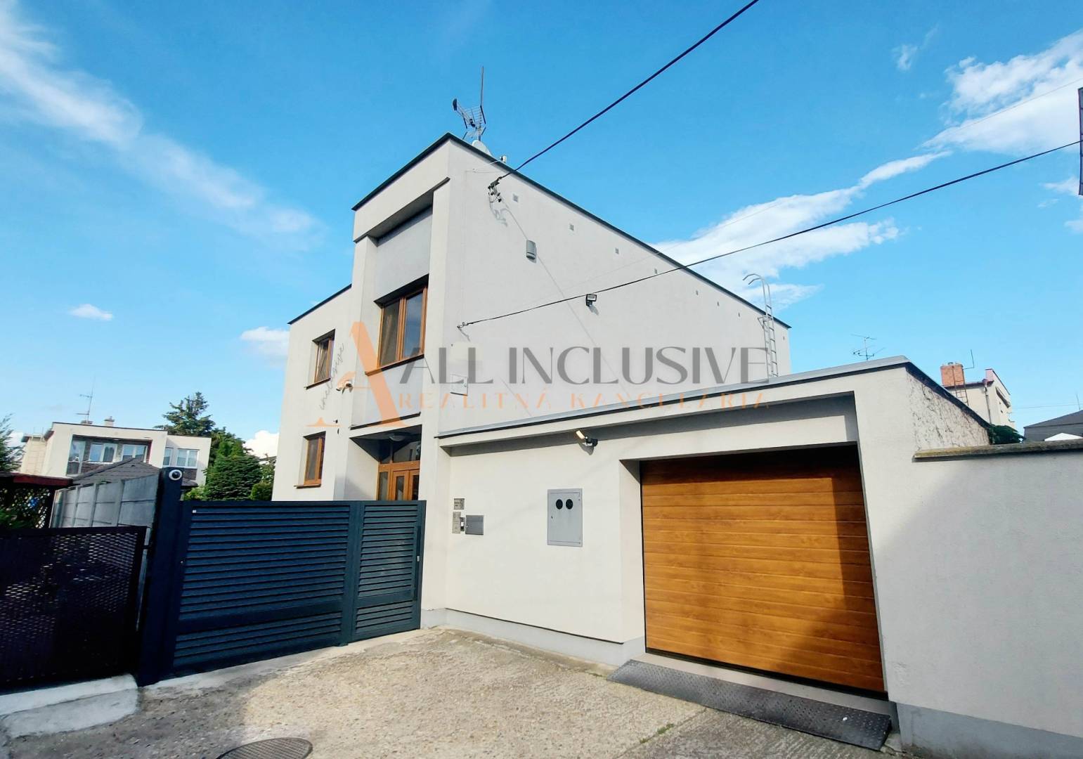 External property image