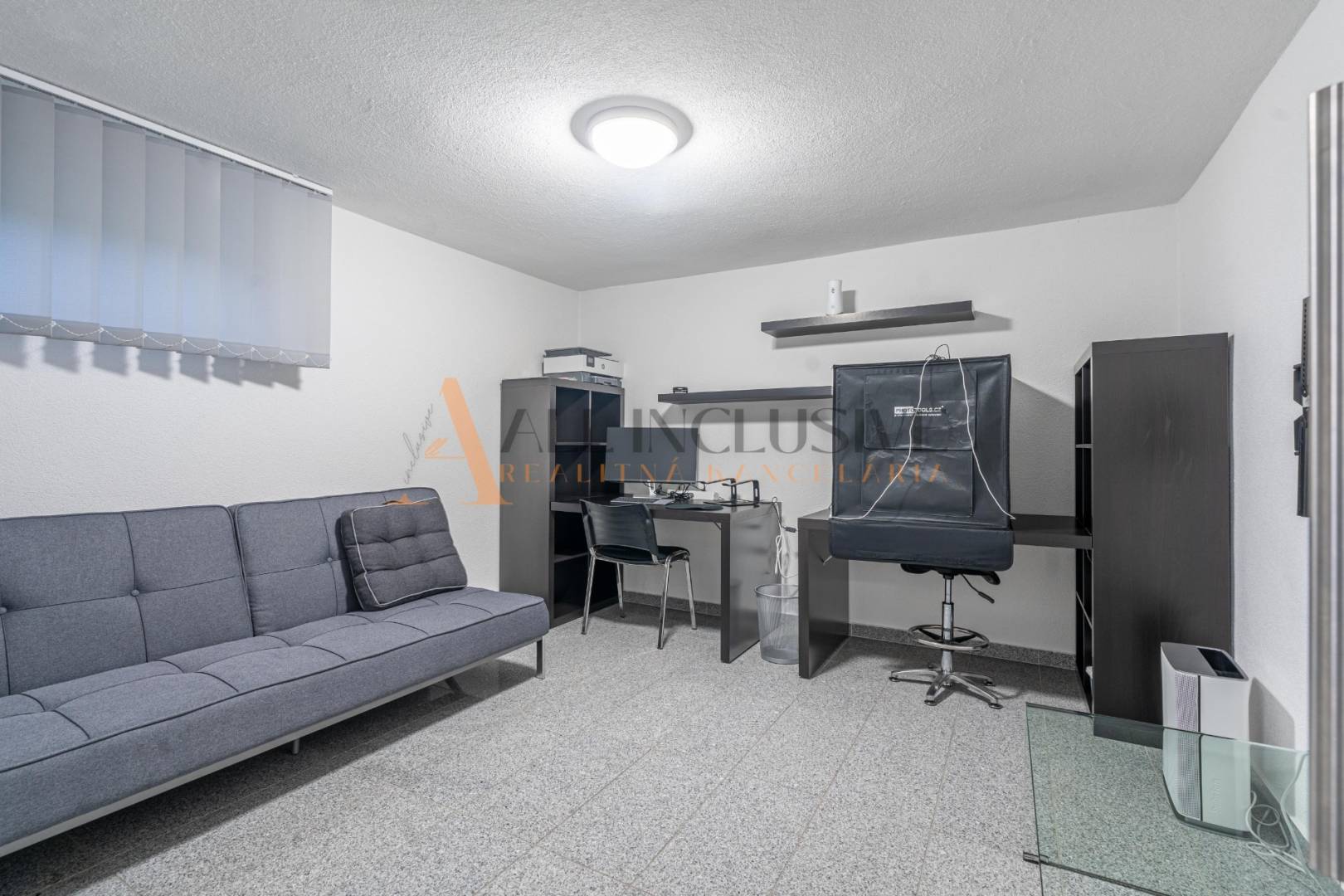 External property image