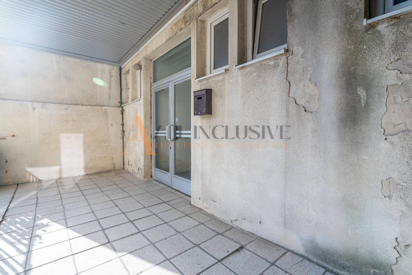 External property image