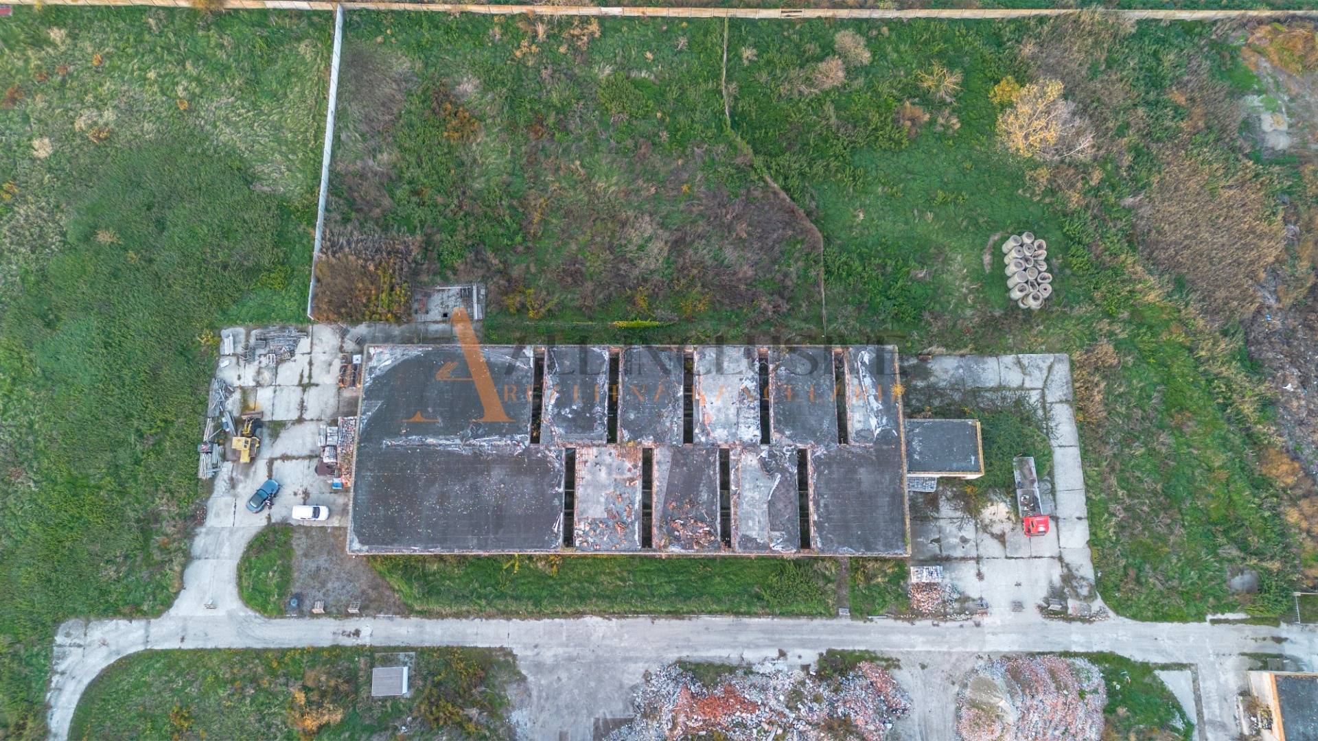 External property image