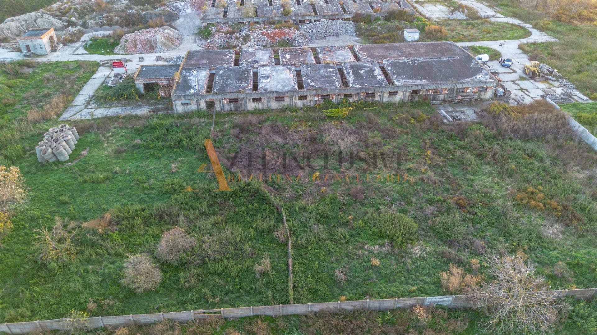 External property image