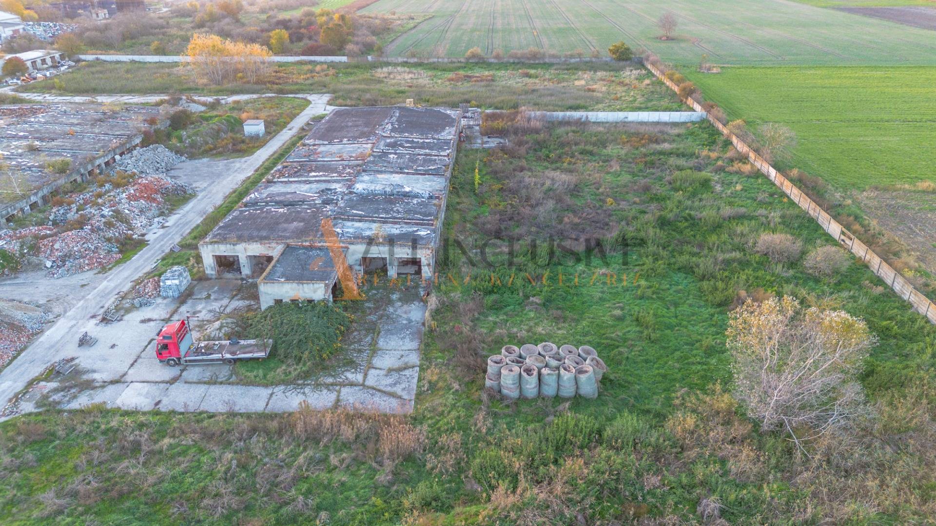 External property image