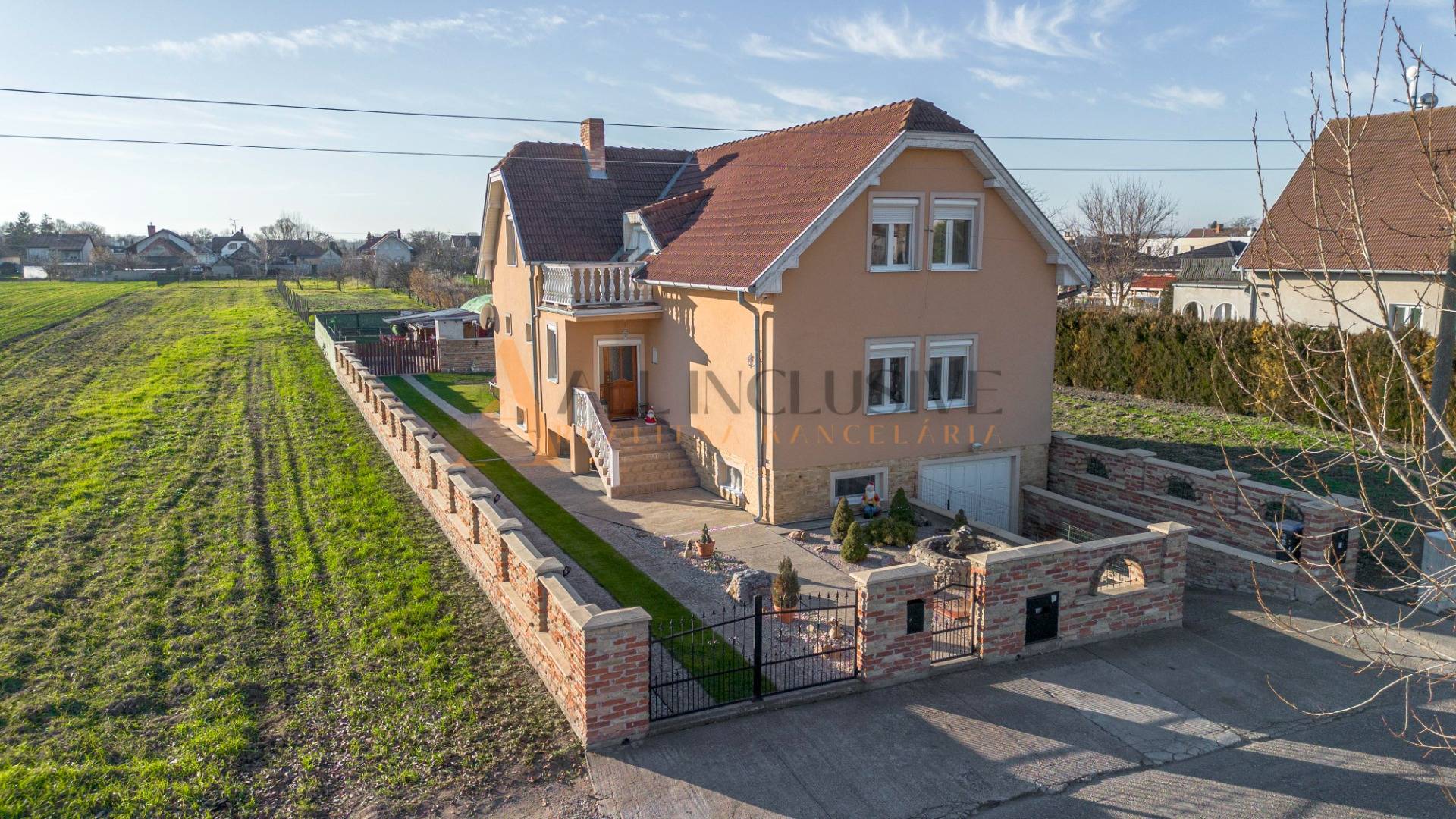 External property image