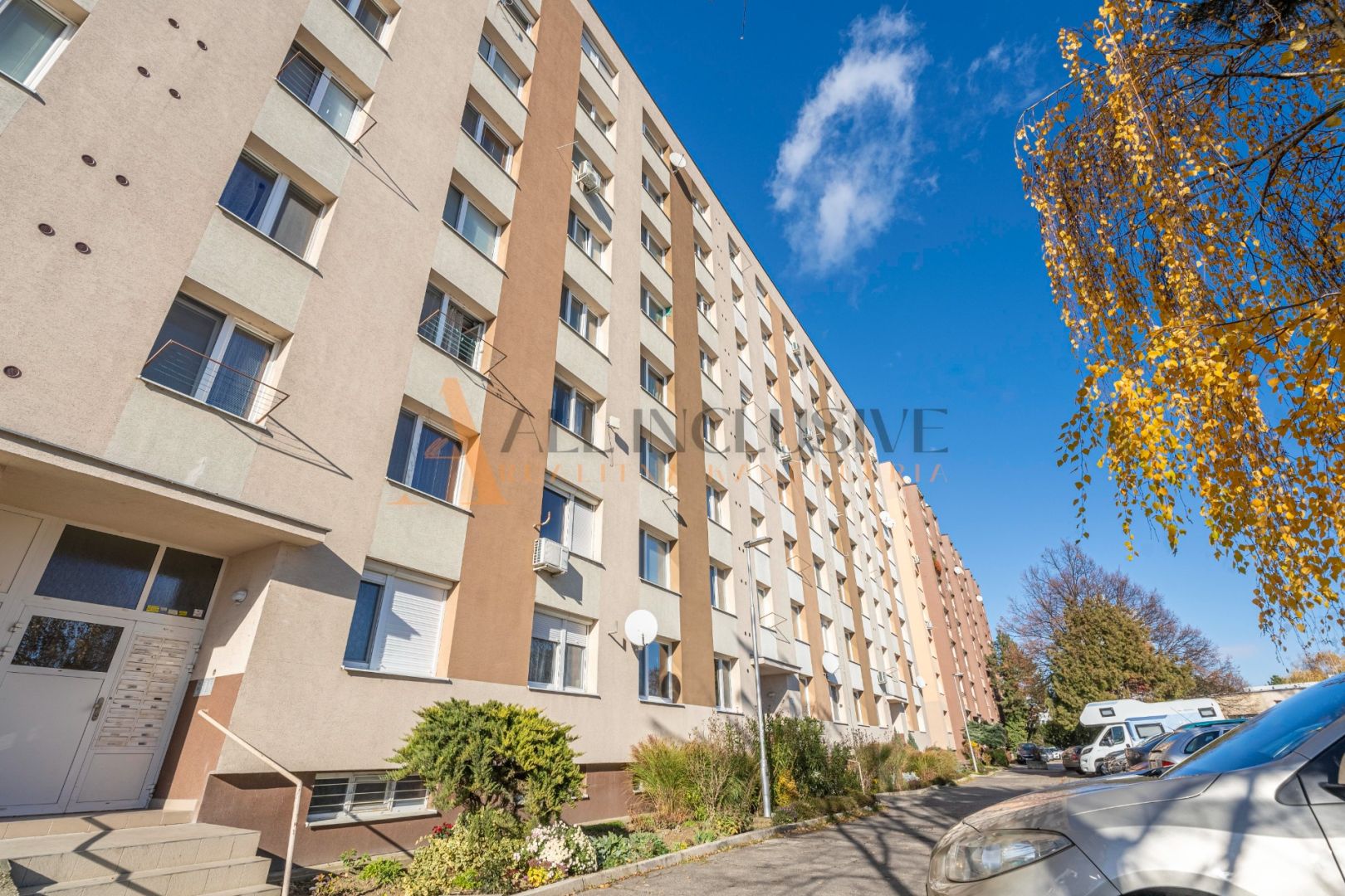 External property image