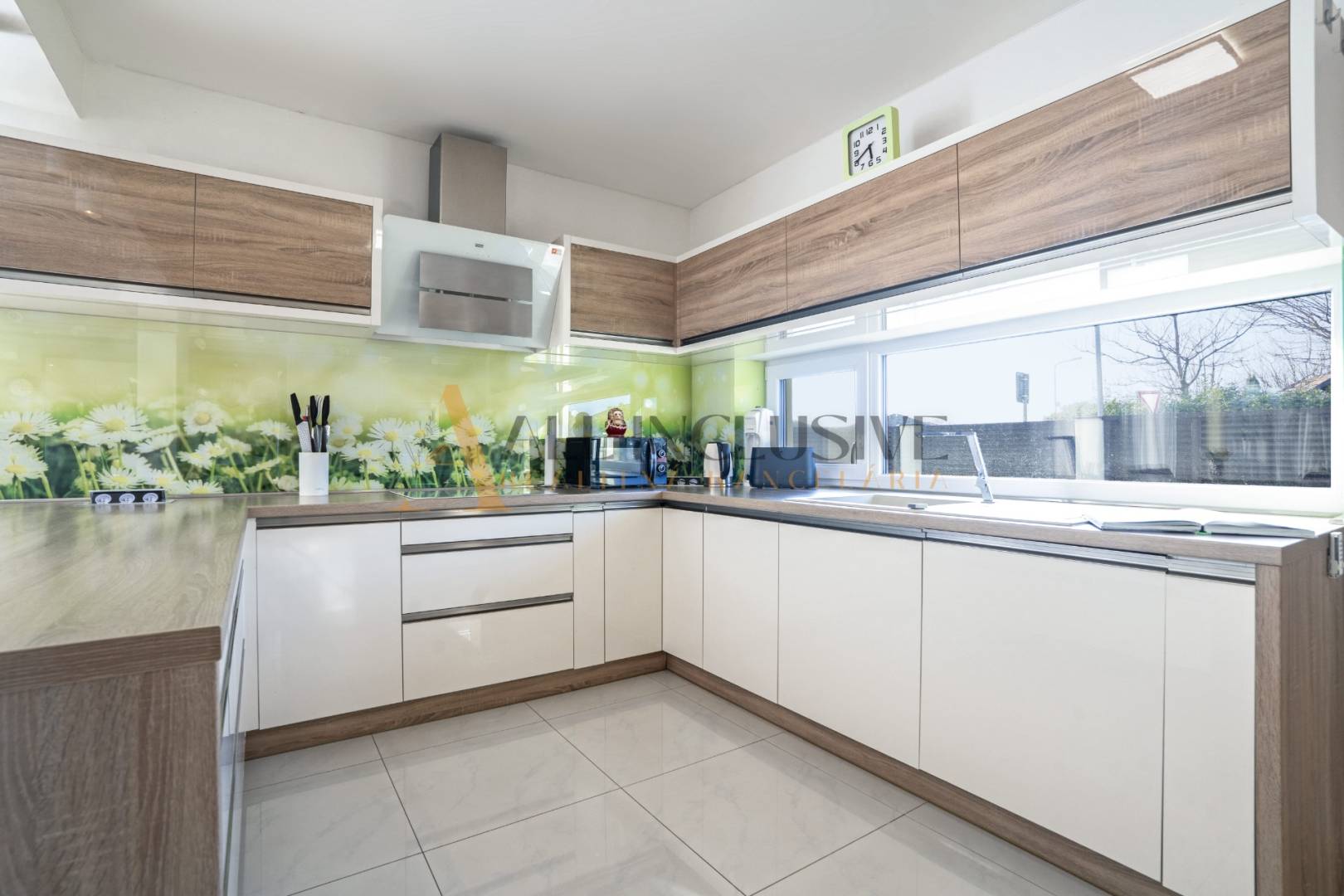 External property image