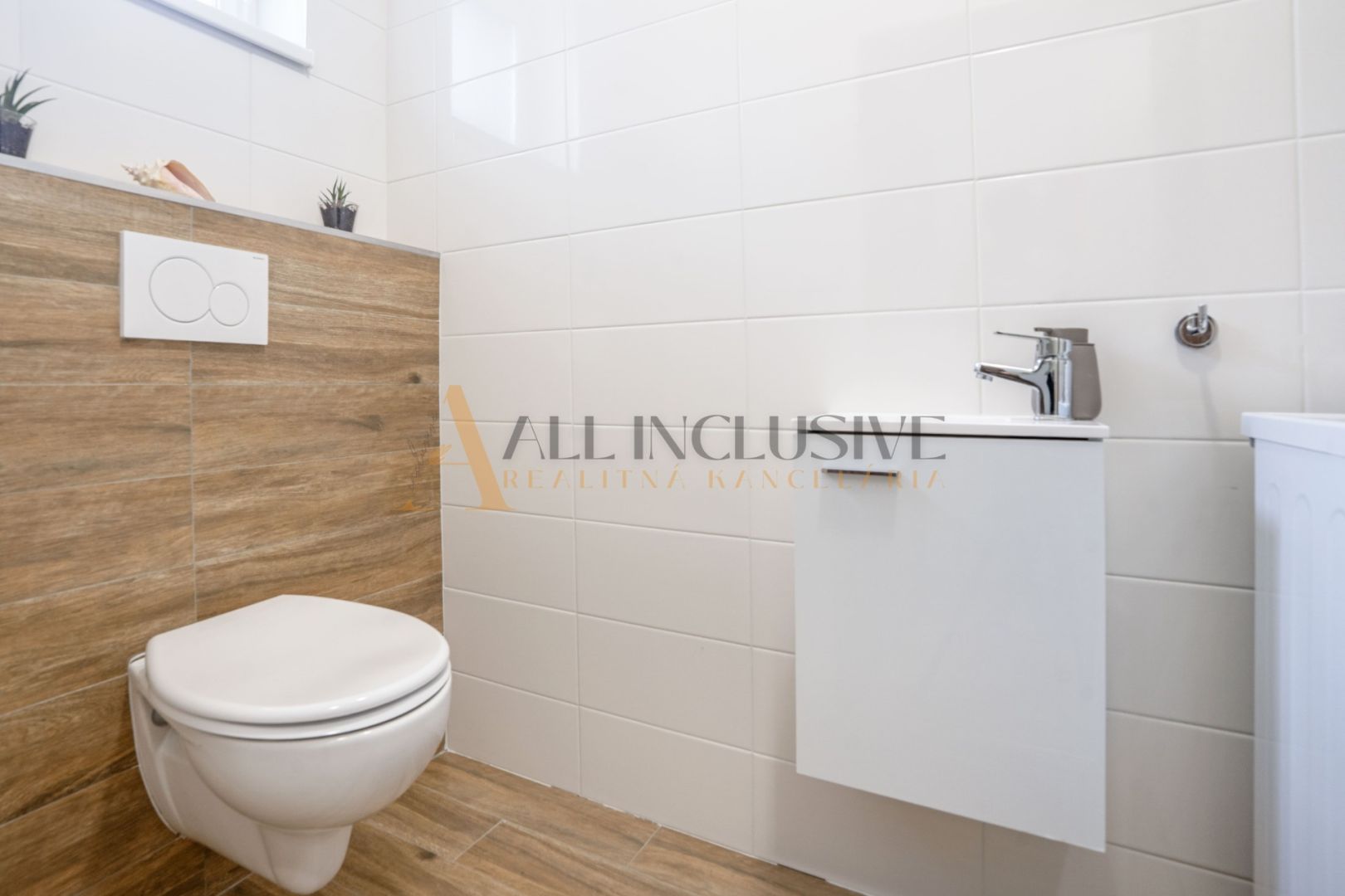 External property image