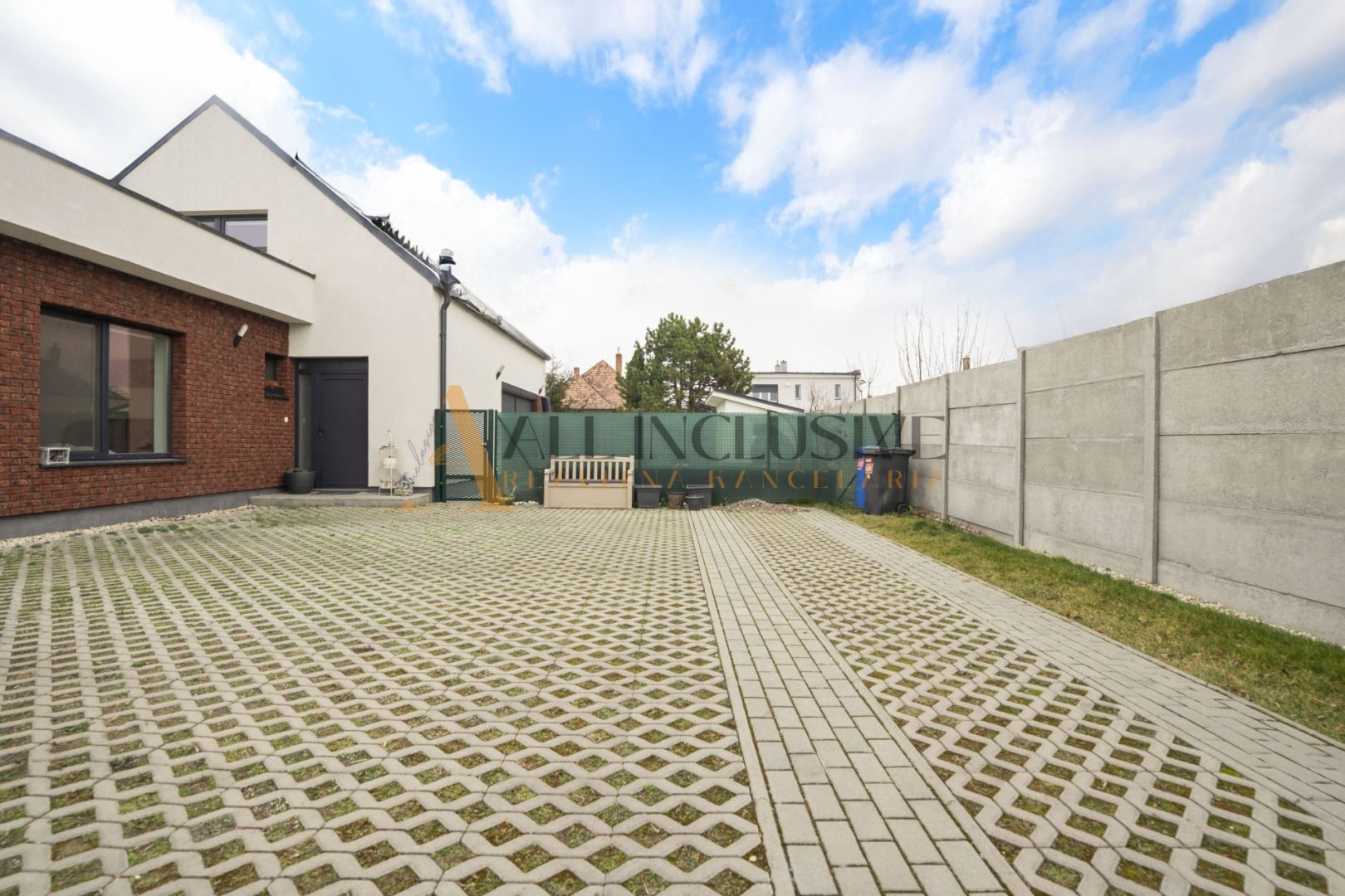 External property image
