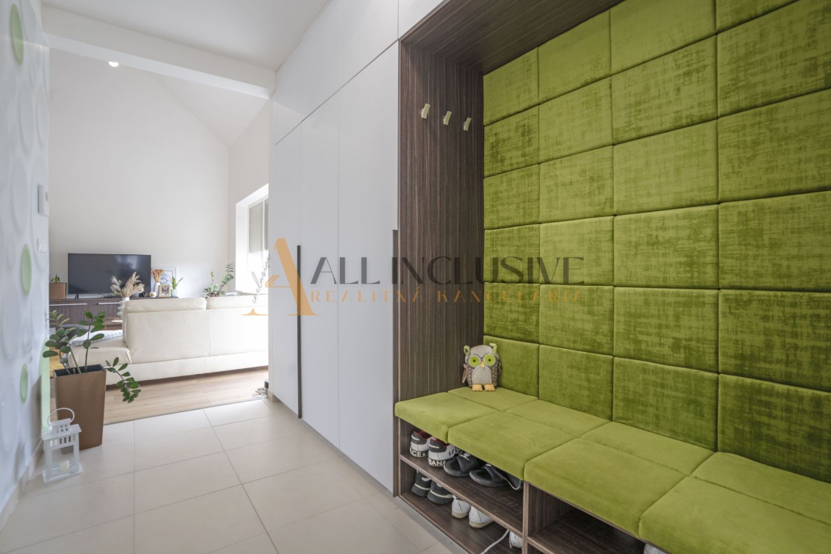 External property image