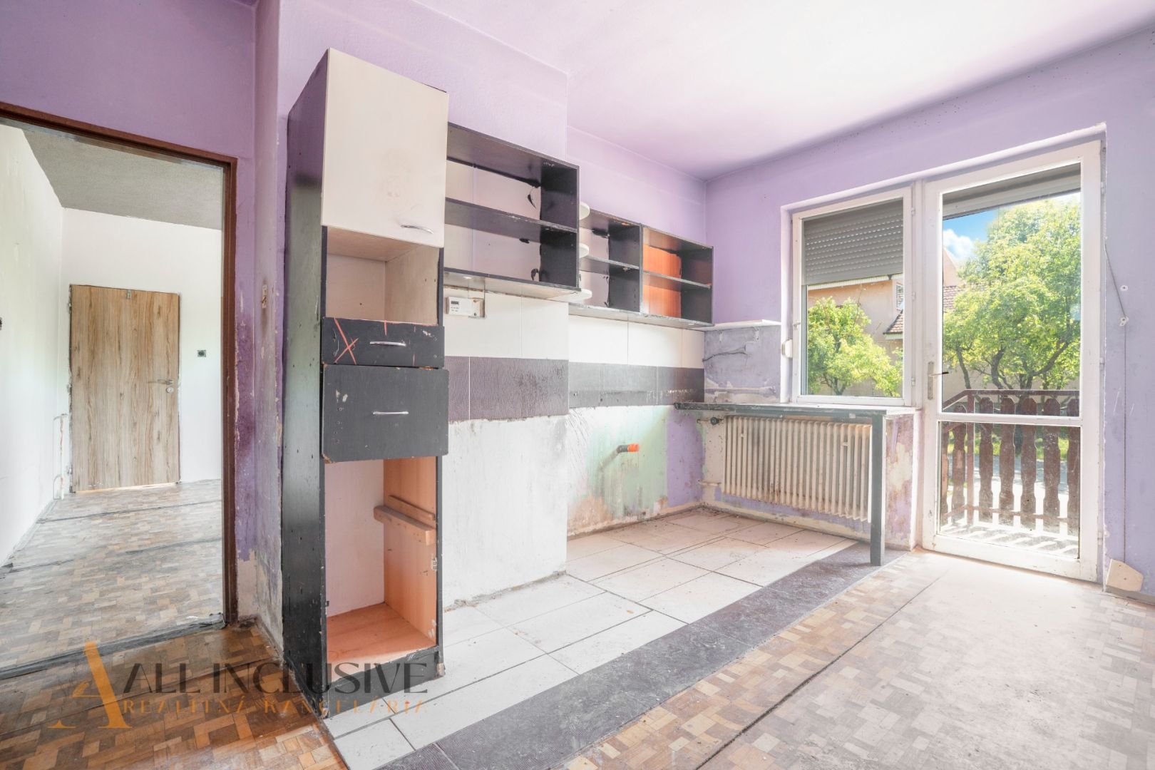 External property image